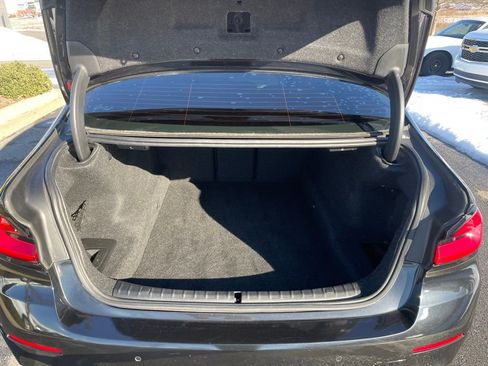 Used 2022 BMW 530i w/ Convenience Package image 7