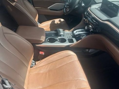 Used 2024 Acura MDX w/ Technology Package FWD image 5
