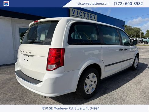 Used 2013 Dodge Grand Caravan American Value Package w/ UConnect Hands-Free Group image 3