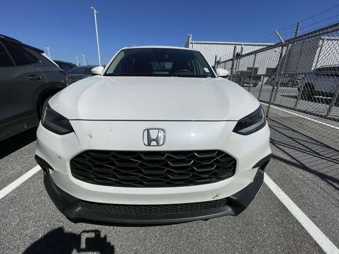 Used 2024 Honda HR-V LX image 2