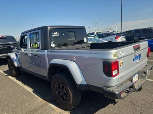 Used 2022 Jeep Gladiator Sport AWD/4WD image 5
