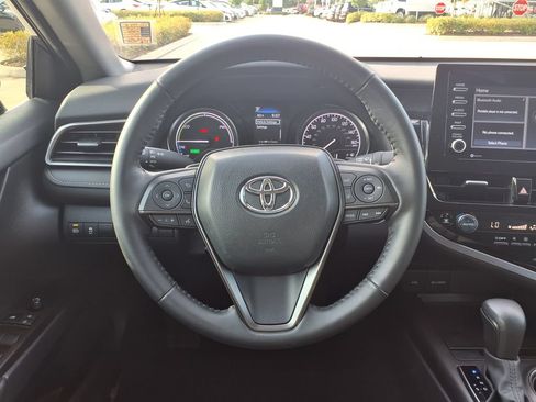 Used 2024 Toyota Camry SE FWD image 21