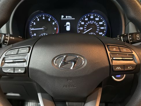 Used 2023 Hyundai Kona SEL AWD/4WD image 11
