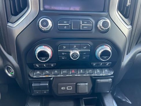 Used 2021 GMC Sierra 1500 Denali w/ Denali Ultimate Package image 17