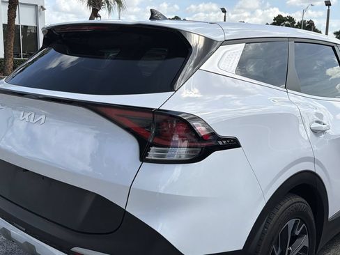 Certified 2025 Kia Sportage EX FWD image 11