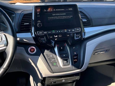 Used 2018 Honda Odyssey Touring image 7