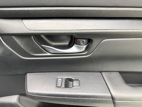 Used 2025 Honda CR-V LX image 48