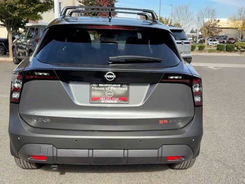 New 2026 Nissan Kicks SR w/ SR Premium Package image 9