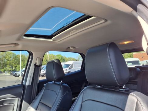 Used 2020 Ford EcoSport Titanium AWD/4WD image 16
