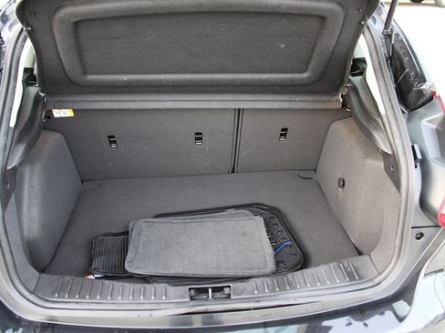 Used 2014 Ford Focus SE image 30