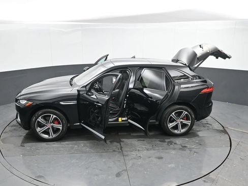 Used 2020 Jaguar F-PACE S image 55