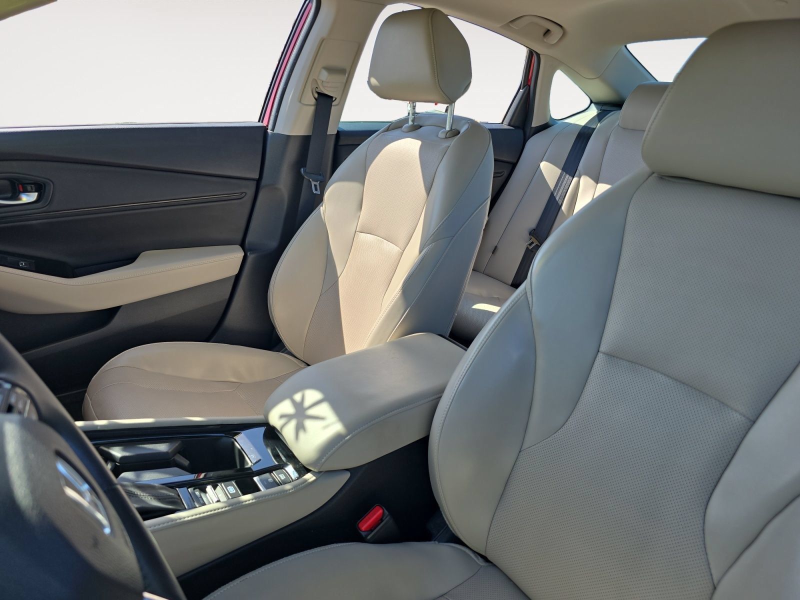 Used 2024 Honda Accord Touring image 9