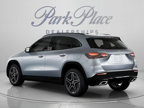 Certified 2026 Mercedes-Benz GLA 250 4MATIC image 11