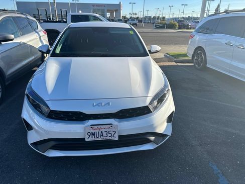 Certified 2024 Kia Forte LXS w/ LXS Technology Package FWD image 2