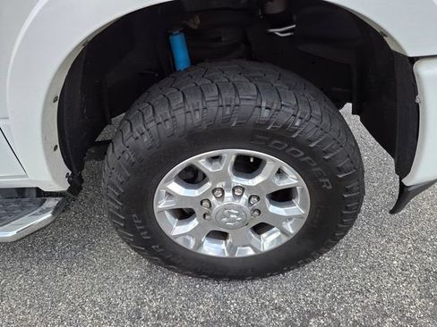 Used 2022 RAM 2500 Laramie AWD/4WD image 16