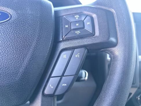 Used 2017 Ford F250 XLT w/ XLT Premium Package image 18