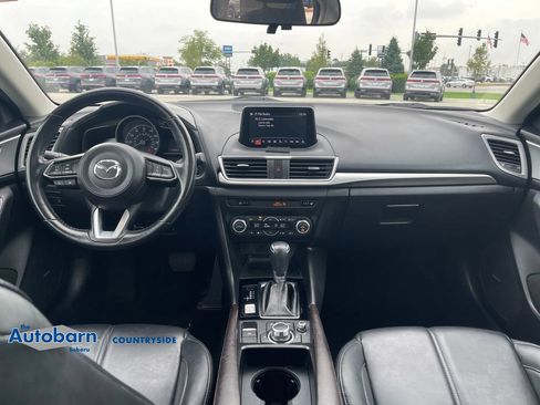 Used 2018 MAZDA MAZDA3 Touring FWD image 24