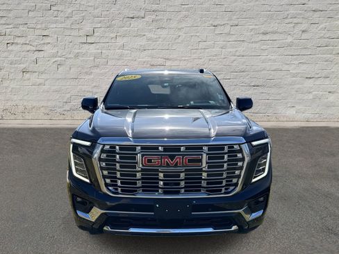 Used 2025 GMC Yukon Denali image 2