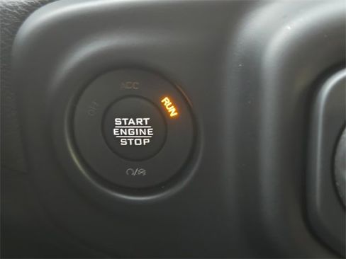 Used 2022 Jeep Wrangler Unlimited Sahara w/ Cold Weather Group image 33