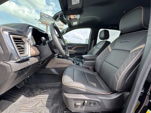 Used 2026 GMC Canyon Denali AWD/4WD image 27