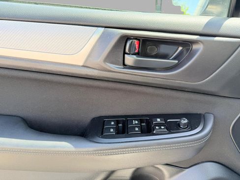 Used 2019 Subaru Legacy 2.5i AWD/4WD image 14