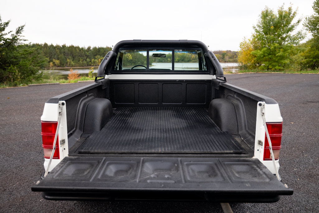 Used 1988 Jeep Comanche Pioneer AWD/4WD image 65