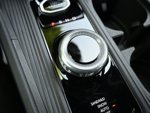 New 2026 Jeep Cherokee Laredo AWD/4WD image 24