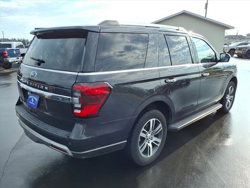 Used 2024 Ford Expedition Limited image 6