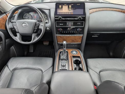 Used 2022 Nissan Armada SL w/ Captain's Chairs Package image 9