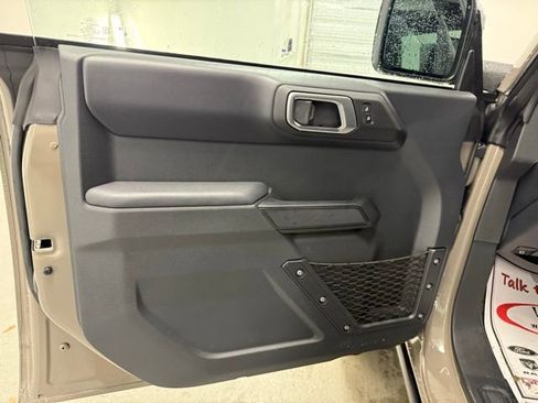 New 2025 Ford Bronco Badlands image 13