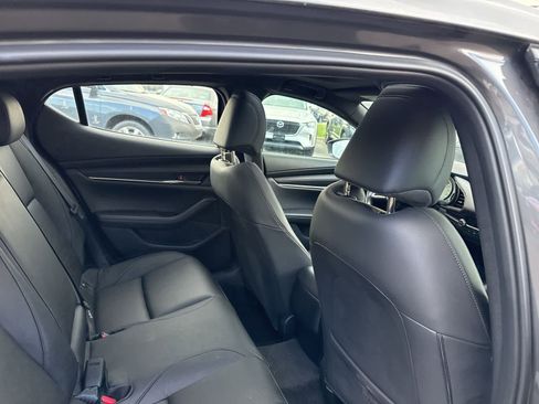 Used 2023 MAZDA MAZDA3 s image 24