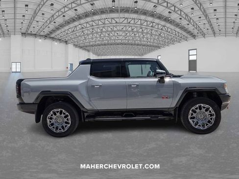 Used 2025 GMC Hummer EV 3X w/ LPO, Sport Package AWD/4WD image 8
