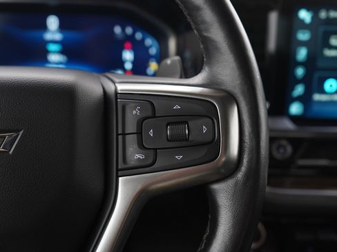Used 2022 Chevrolet Silverado 1500 RST w/ Convenience Package II AWD/4WD image 24