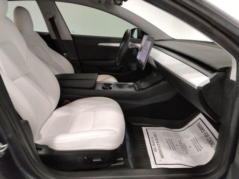 Used 2021 Tesla Model 3 Standard Range Plus image 36