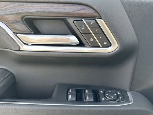New 2026 GMC Sierra 1500 SLT w/ SLT Premium Package image 13