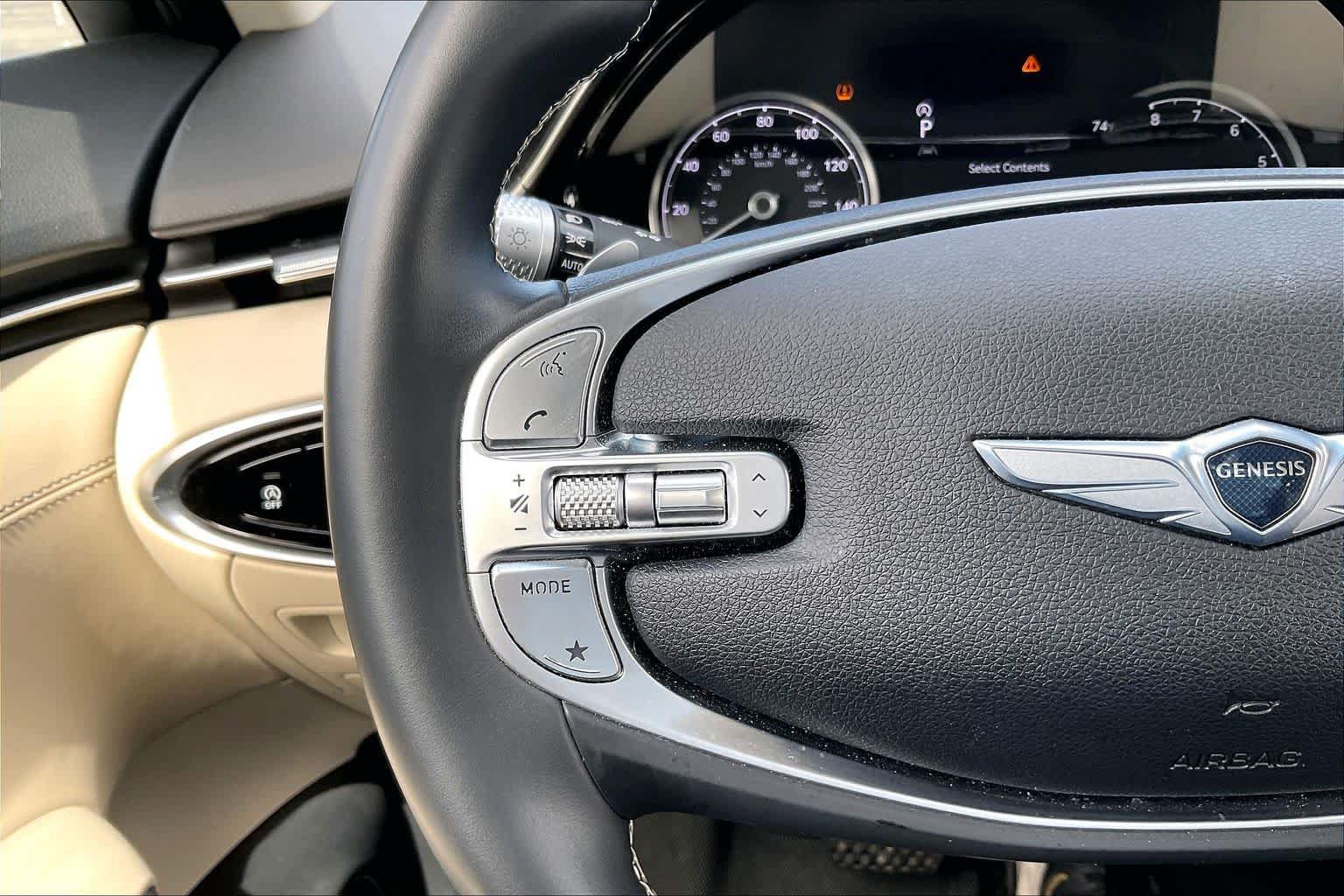 Used 2023 Genesis GV70 2.5T AWD/4WD image 23