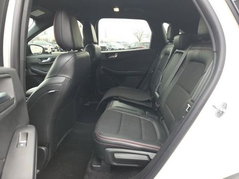 Certified 2025 Ford Escape ST-Line w/ Tech Pack #1 image 15