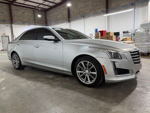 Used 2019 Cadillac CTS Luxury RWD image 6