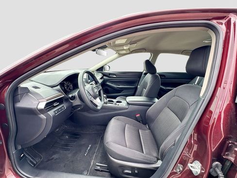 Used 2025 Nissan Altima 2.5 SV AWD/4WD image 20