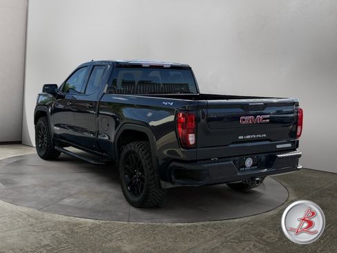 Used 2022 GMC Sierra 1500 Elevation AWD/4WD image 3