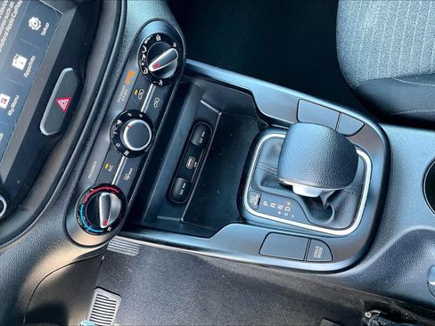 Used 2021 Kia Soul S image 37