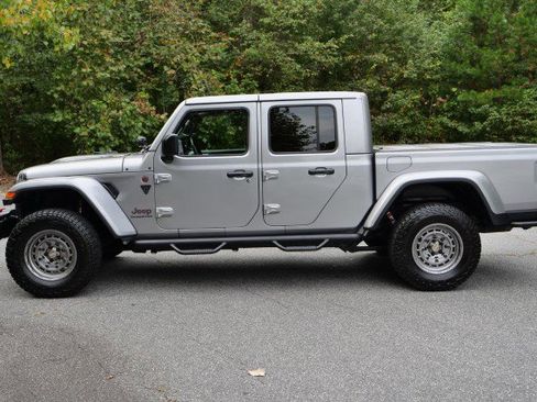 Used 2020 Jeep Gladiator Rubicon image 14