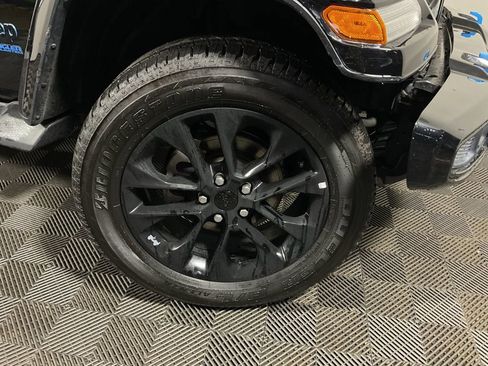 Used 2021 Jeep Wrangler Unlimited Sahara image 37