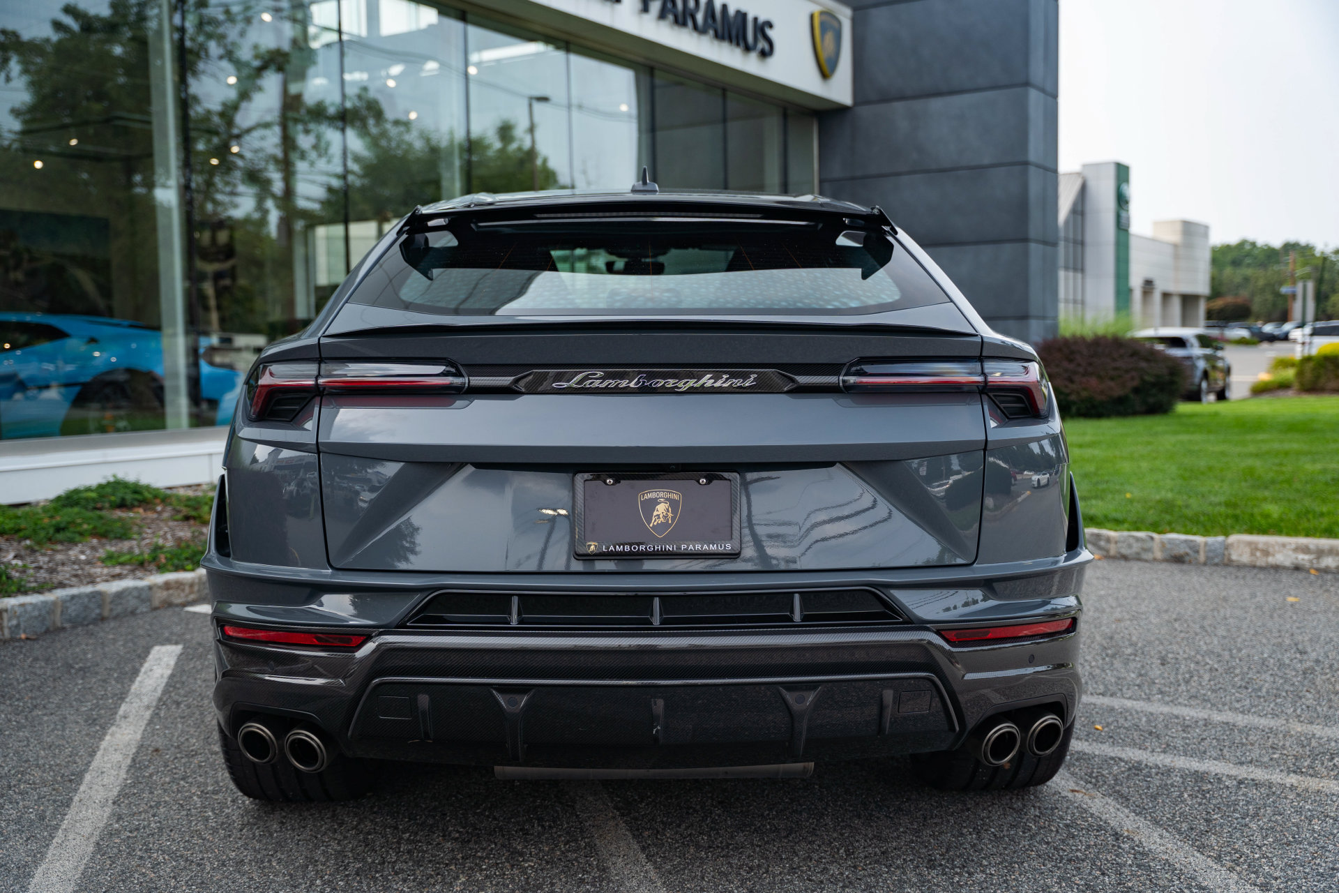 Used 2024 Lamborghini Urus Performante AWD/4WD image 17