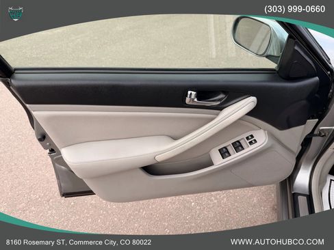 Used 2006 INFINITI G35 x Sedan w/ (P03) Premium Pkg C image 26