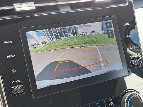 Used 2023 Hyundai Tucson SE image 18