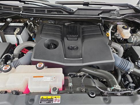 Used 2022 Toyota Tundra 1794 Edition w/ Advanced Package image 28