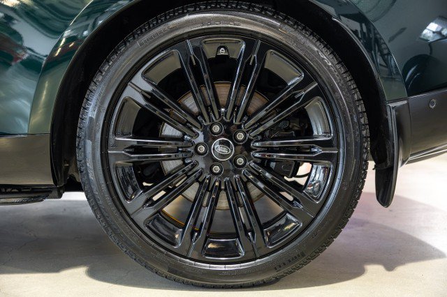 Used 2026 Land Rover Range Rover SE AWD/4WD image 19