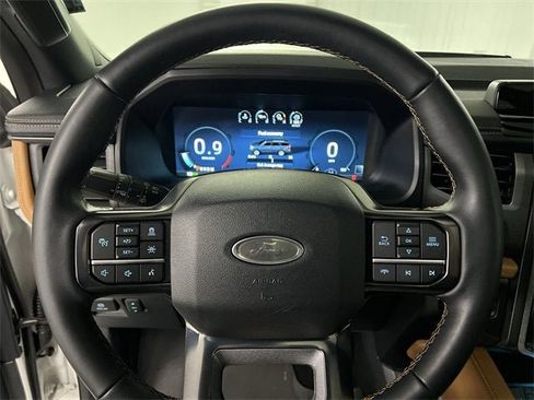 Used 2024 Ford Expedition Max Platinum image 11