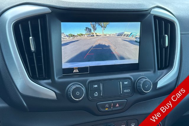 Used 2024 GMC Terrain SLT FWD image 23